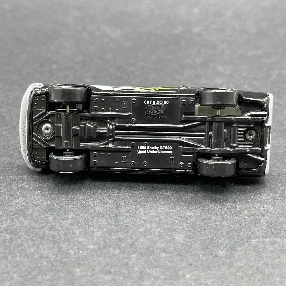 Johnny Lightning 1968 '68 Shelby‎ GT500 Car Metallic Black Flames Diecast 1/64